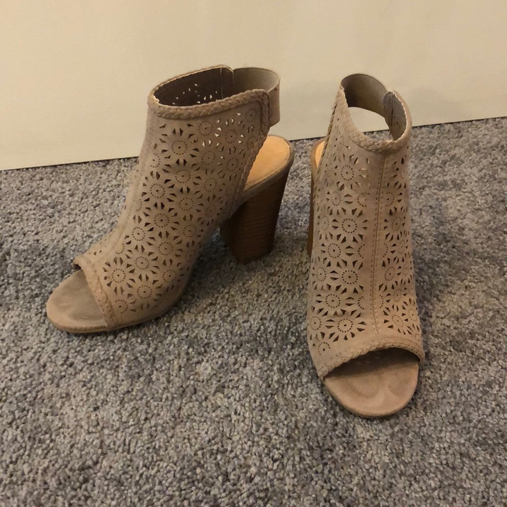 Tan Heels